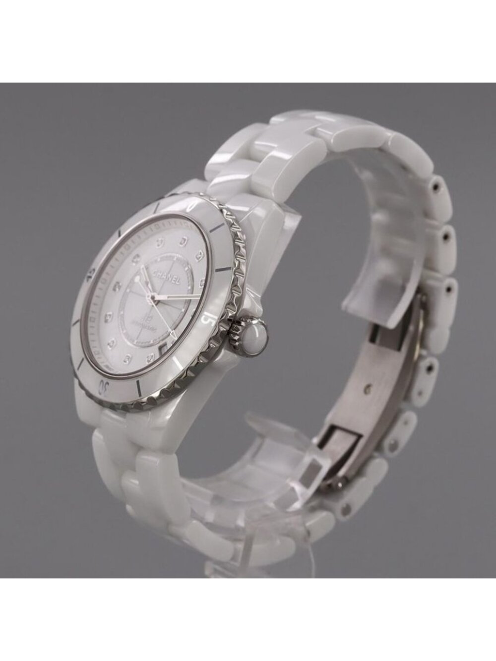 Chanel J12 Caliber 12.1 38 mm Ceramic12 P H5705 Ceramic Automatic Winding - Picture 3 of 9